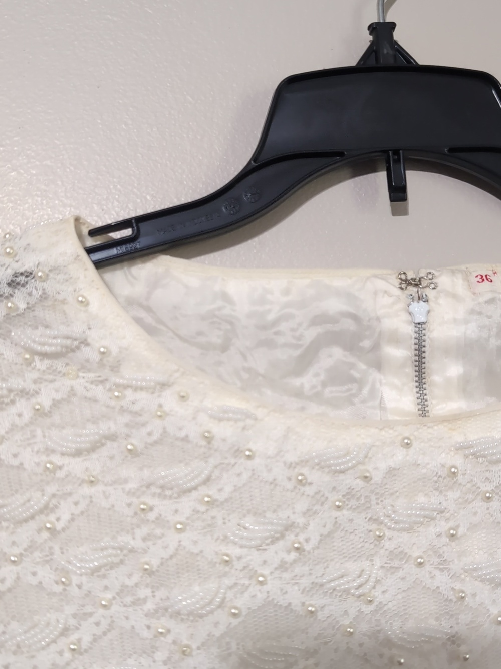 60s Vintage Harilela's Ivory Pearl Beaded Shell Cocktail Top with Fringe - Picture 8 of 15